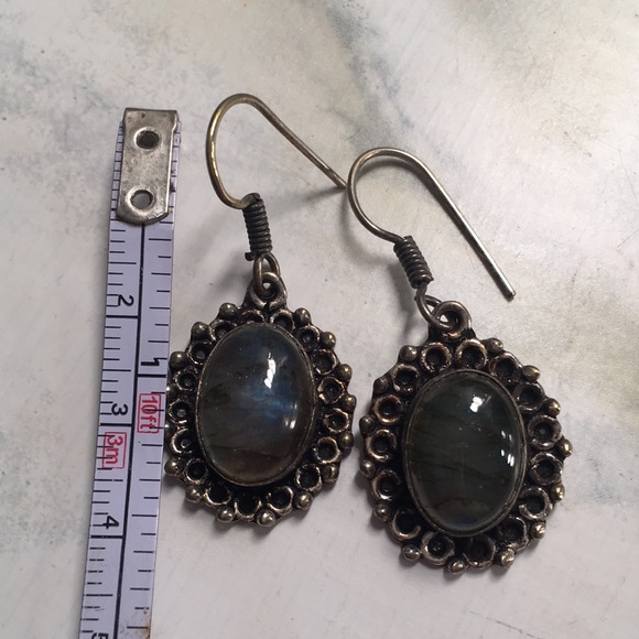 Labradorite earrings - Picture 3 of 3